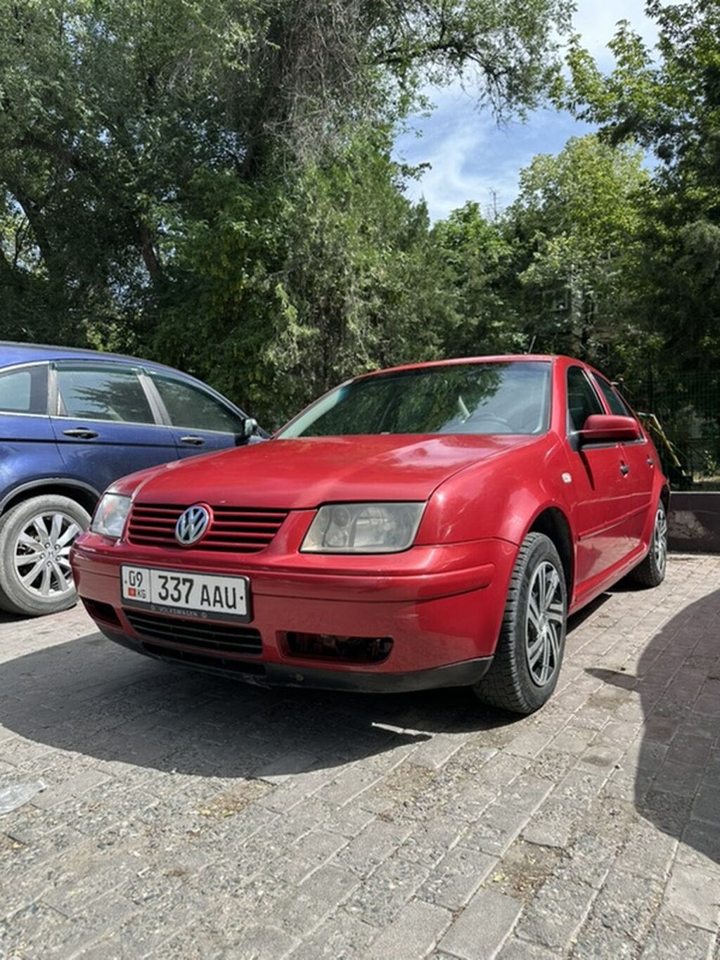 Volkswagen Bora: 2003 г., 1.6 л, Механика, Бензин, Седан: фото 3