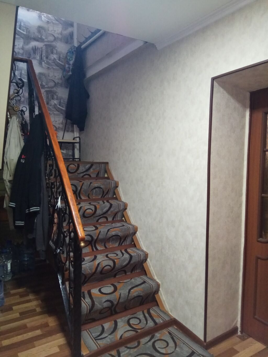 Продаю благоустроенный Дом с мансардой. 4 сотки. Общ.площ. 104 кв. из