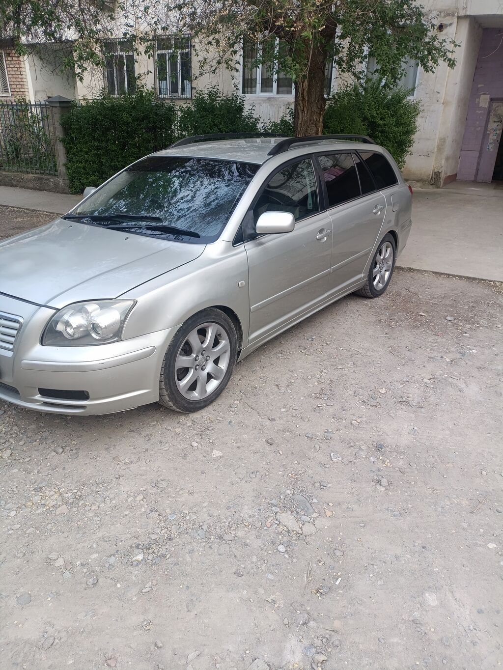 Toyota Avensis: 2003 г., 2 л, Автомат, Бензин, Универсал: фото 4
