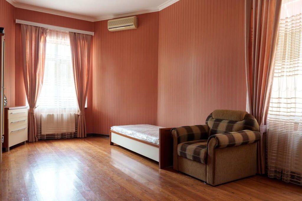Görədil 6 otaqlı, 328 kv. m, Yeni təmirli