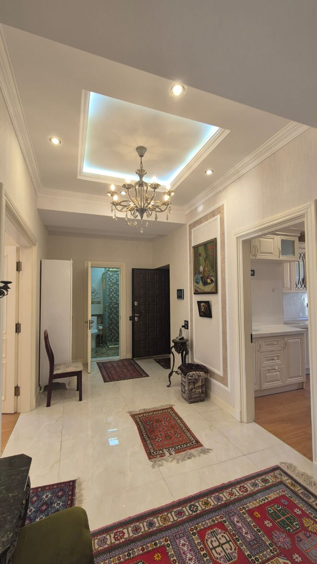 3 otaqlı, Yeni tikili, 145 kv. m