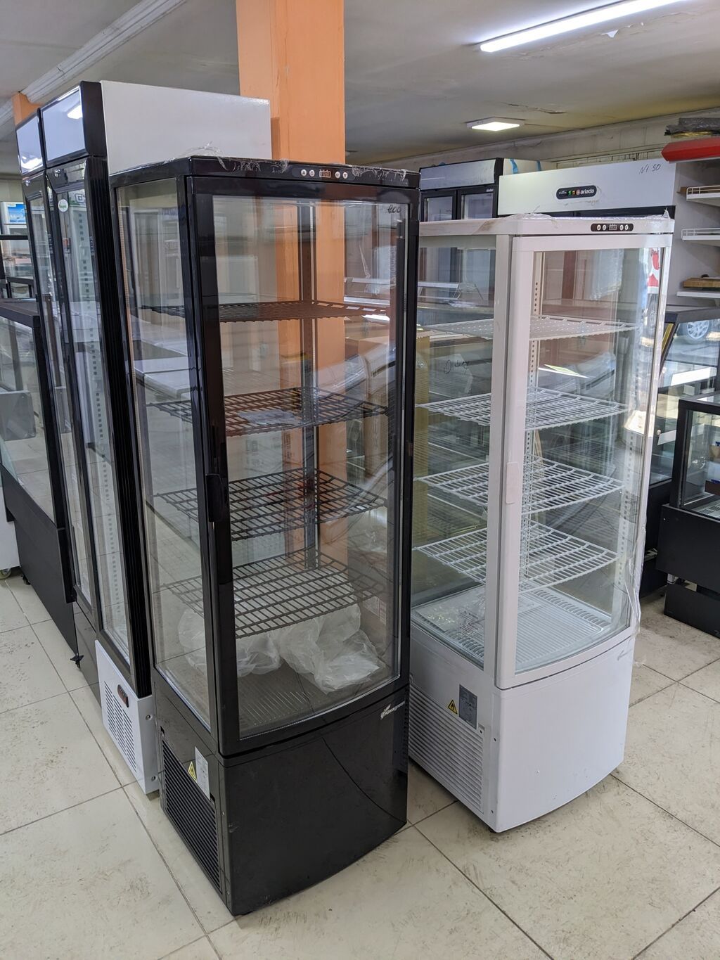 Витринные холодильники под кондитерскую продукцию. Очень | Договорная ...