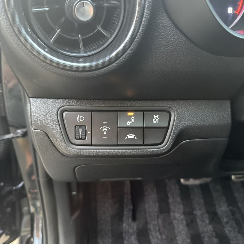 Kia K3: 2019 г., 1.6 л, Робот, Бензин, Фастбек: фото 8