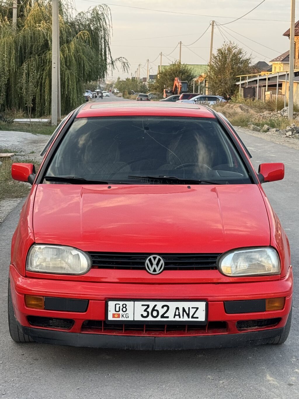 Volkswagen Golf: 1996 г., 2 л, Механика, Бензин, Хэтчбэк: фото 2
