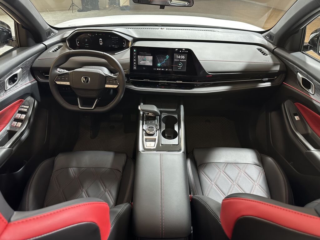 Changan CS55 Plus: 2025 г., 1.5 л, Робот, Бензин, Кроссовер: фото 8