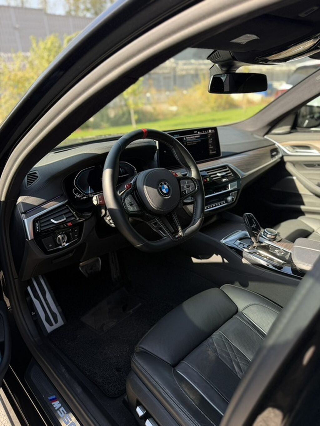 BMW 5 series: 2022 г., 2 л, Электромобиль, Седан: фото 8
