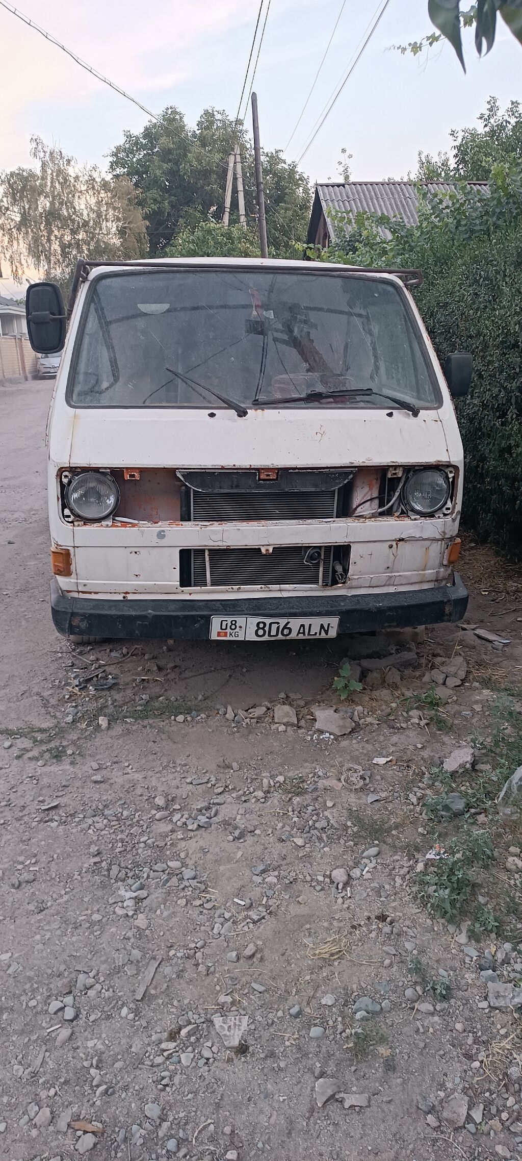 Volkswagen Transporter: 1985 г., 1.8 л, Фургон: фото 2