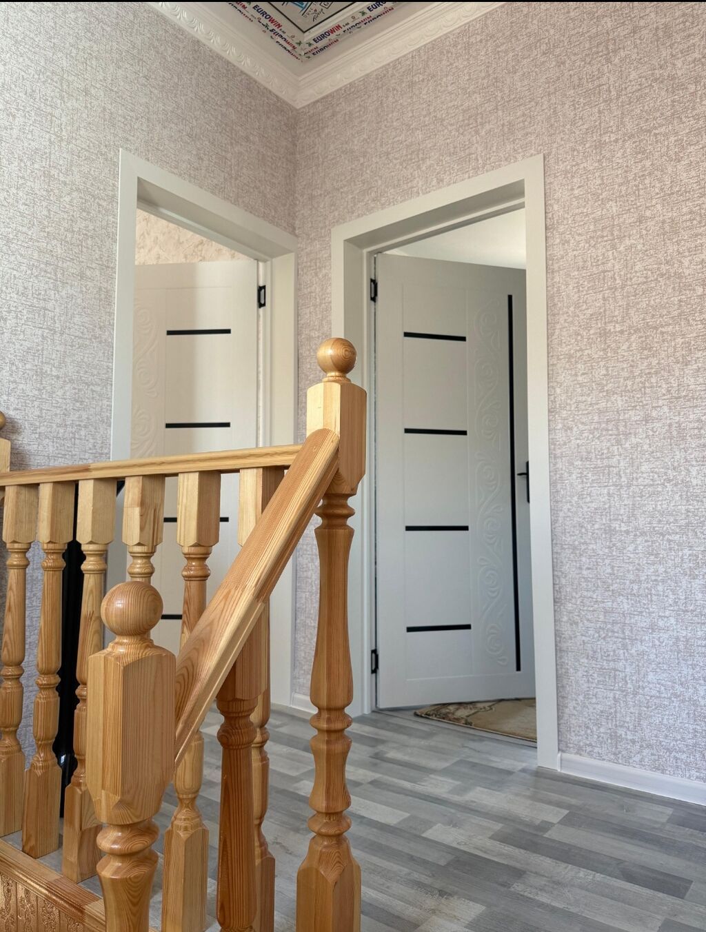 Mebel və texnika ilə tam təchiz olunmuş 4otaqlı iki mərtəbə kalidor