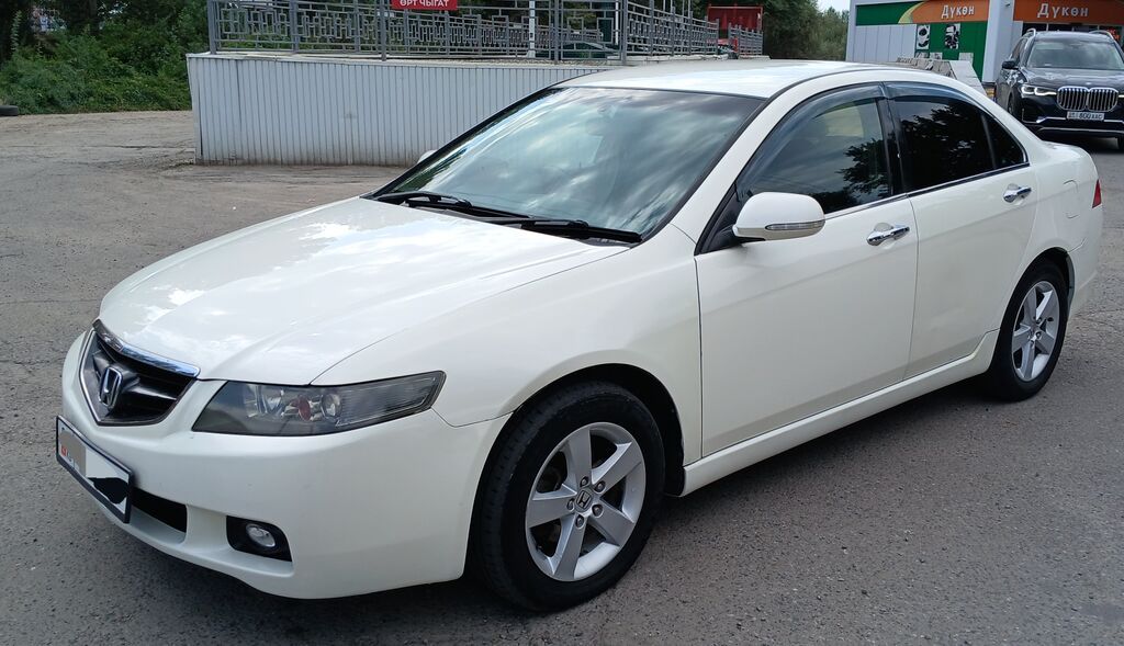 Honda Accord: 2002 г., 2 л, Автомат, Бензин, Седан: фото 3
