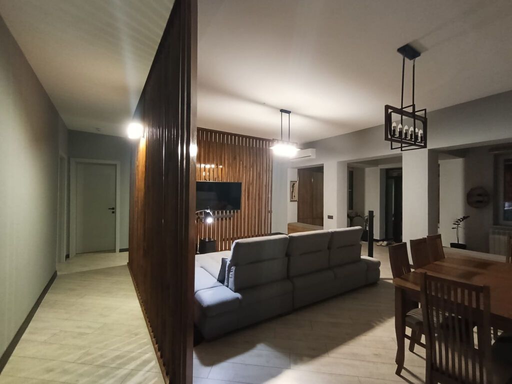 5 otaqlı, 326 kv. m, Kredit var, Yeni təmirli