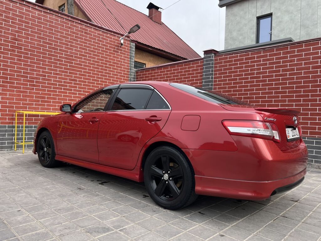 Toyota Camry: 2010 г., 2.4 л, Автомат, Бензин, Седан: фото 3