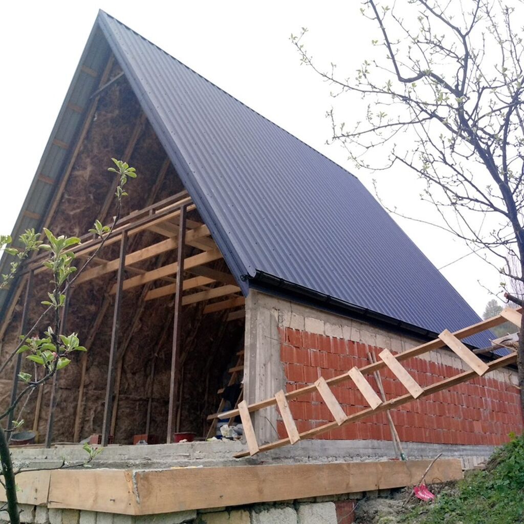 3 otaqlı, 96 kv. m, Təmirsiz