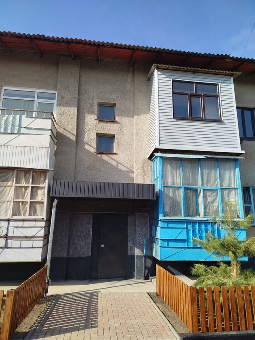 3 комнаты, 65 м², 105 серия, 2 этаж, Свежий ремонт: фото 2