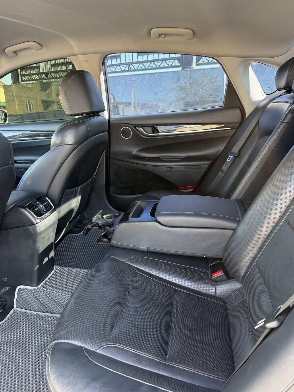 Hyundai Grandeur: 2018 г., 3 л, Автомат, Газ, Седан: фото 5