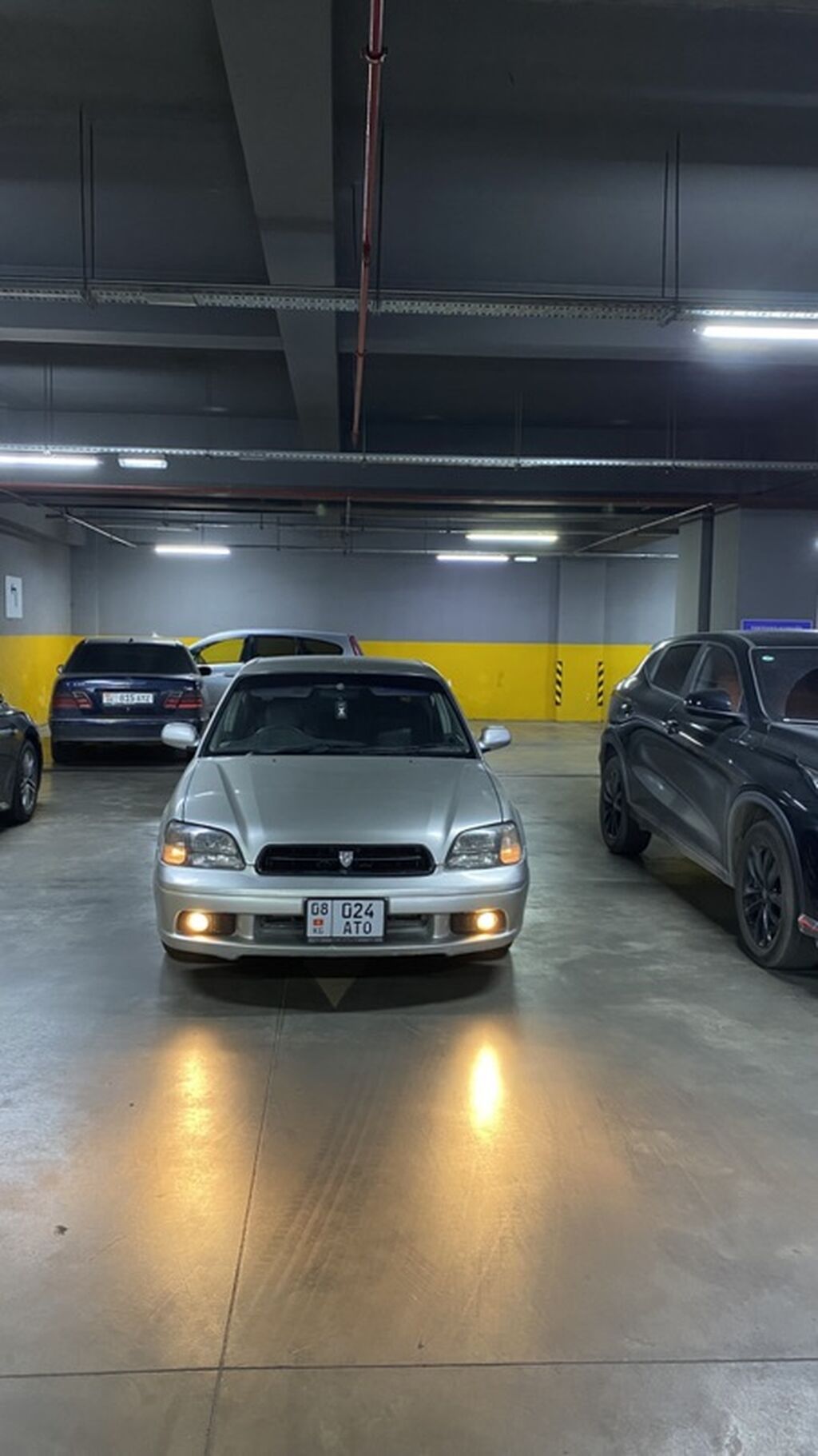 Subaru Legacy: 2001 г., Седан: фото 2