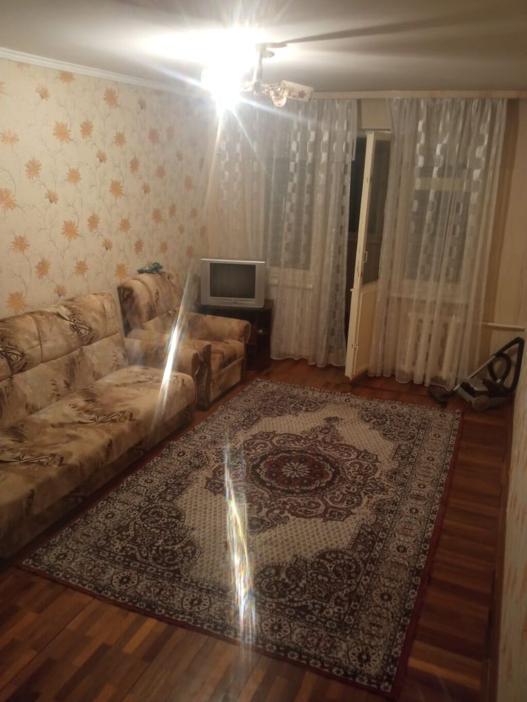 1 комната, 5 мкр Собственник, Семейным, С мебелью полностью: фото 2