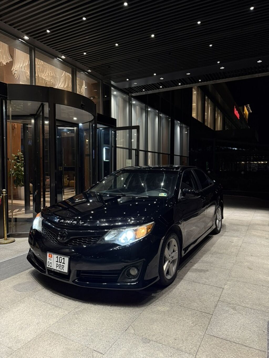 Toyota Camry: 2012 г., 2.5 л, Автомат, Бензин, Седан: фото 8