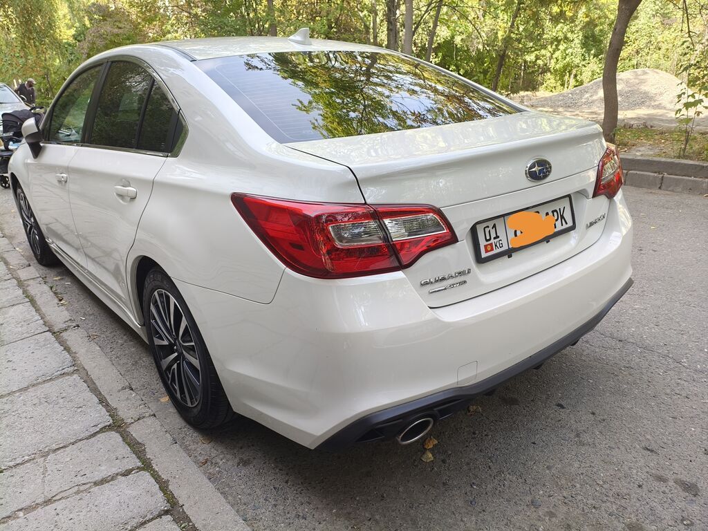 Subaru Legacy: 2018 г., 2.5 л, Вариатор, Бензин, Седан: фото 2