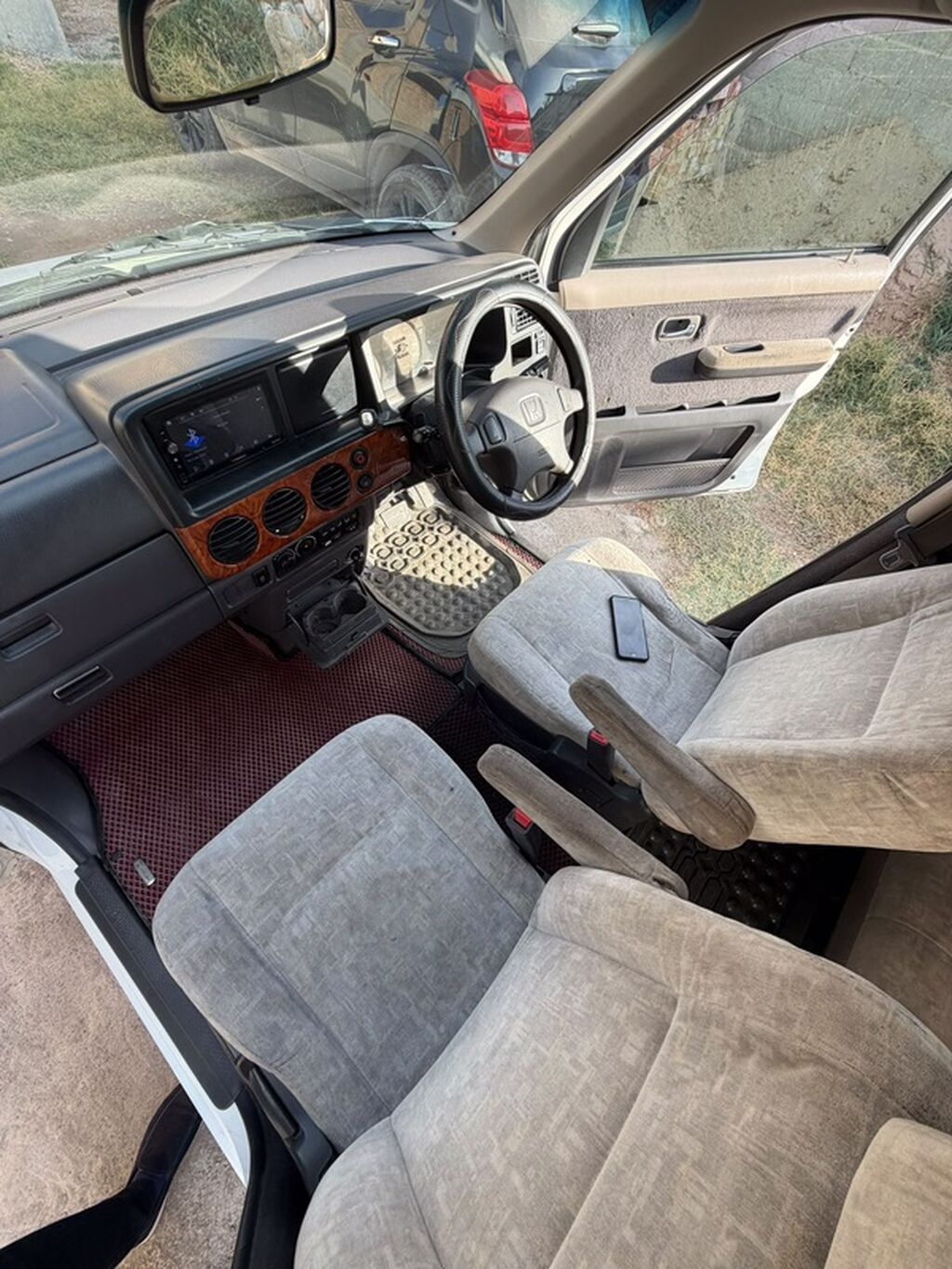 Honda Stepwgn: 1999 г., 2 л, Автомат, Бензин, Минивэн: фото 7