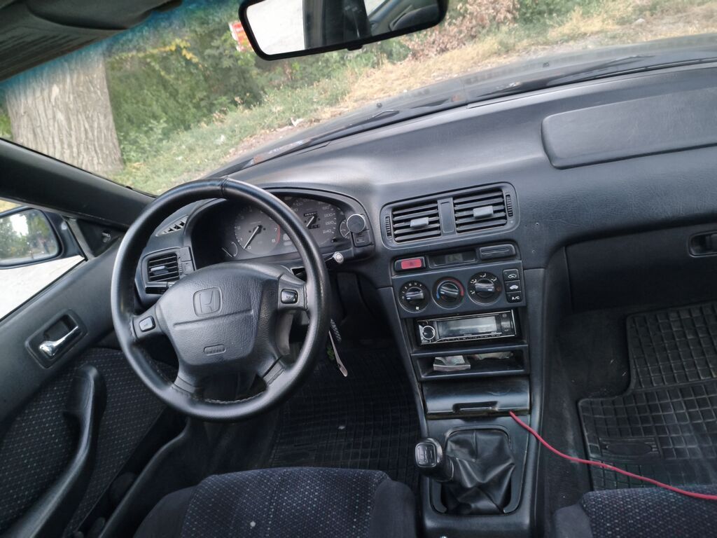 Honda Accord: 1997 г., 1.8 л, Механика, Бензин, Седан: фото 2