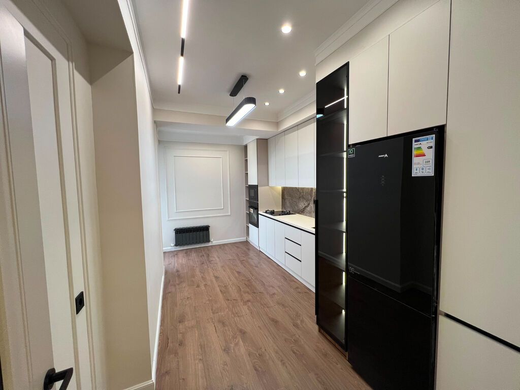 3 комнаты, 85 м², Аламединский рынок / базар Элитка, 4 этаж, Свежий ремонт: фото 1