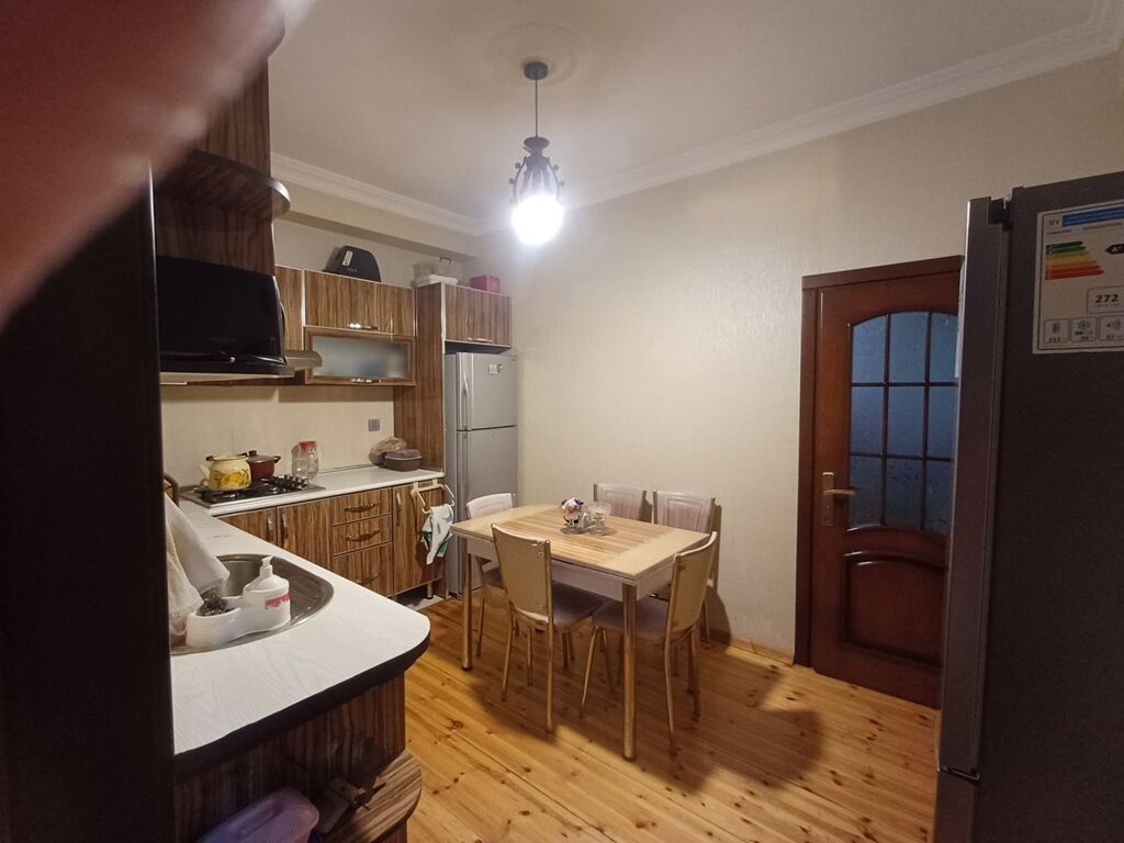 Yasamal, 2 otaqlı, Yeni tikili, m. İnşaatçılar, 70 kv. m