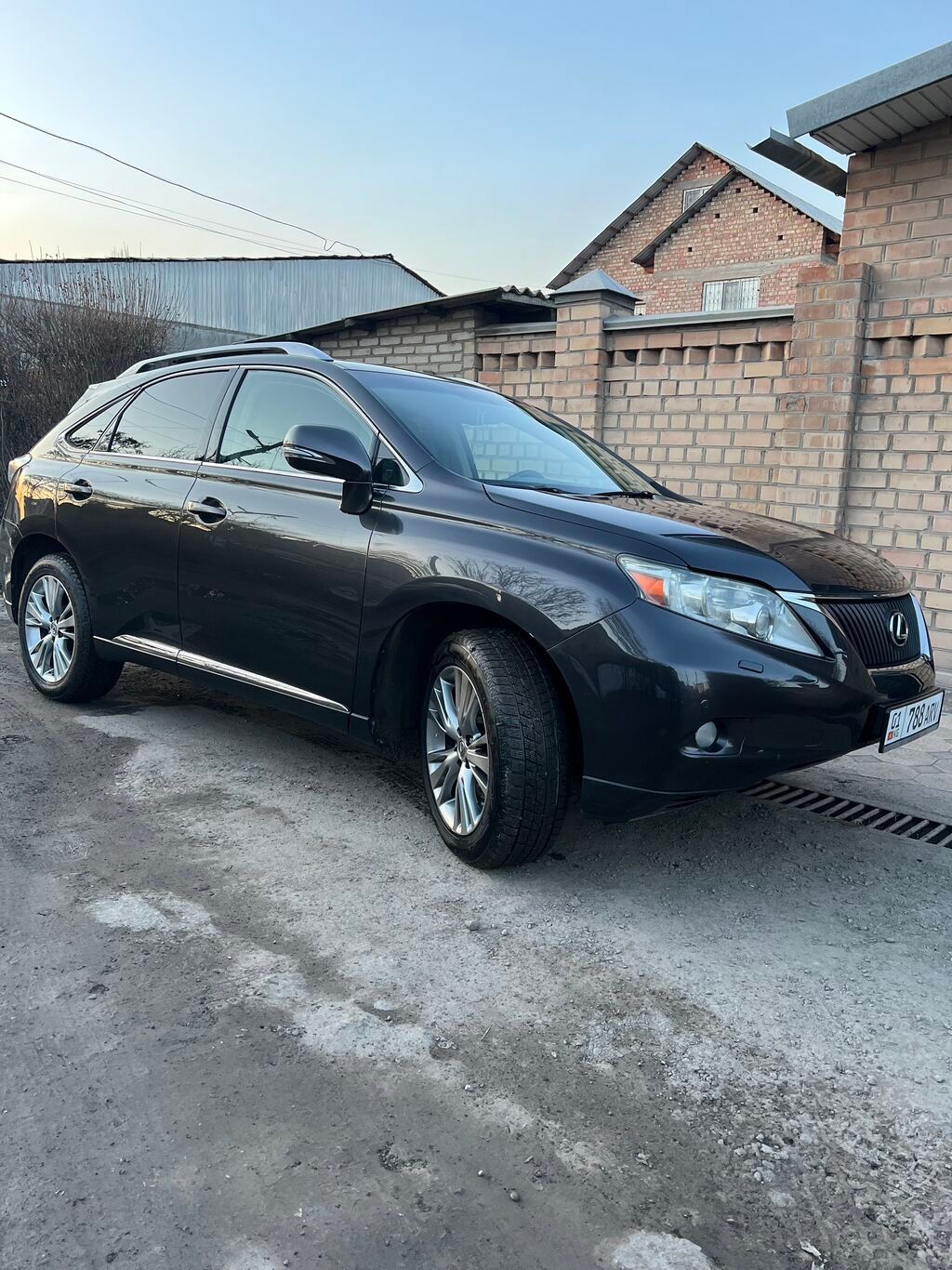 Lexus RX: 2010 г., 3.5 л, Автомат, Газ, Кроссовер: фото 2