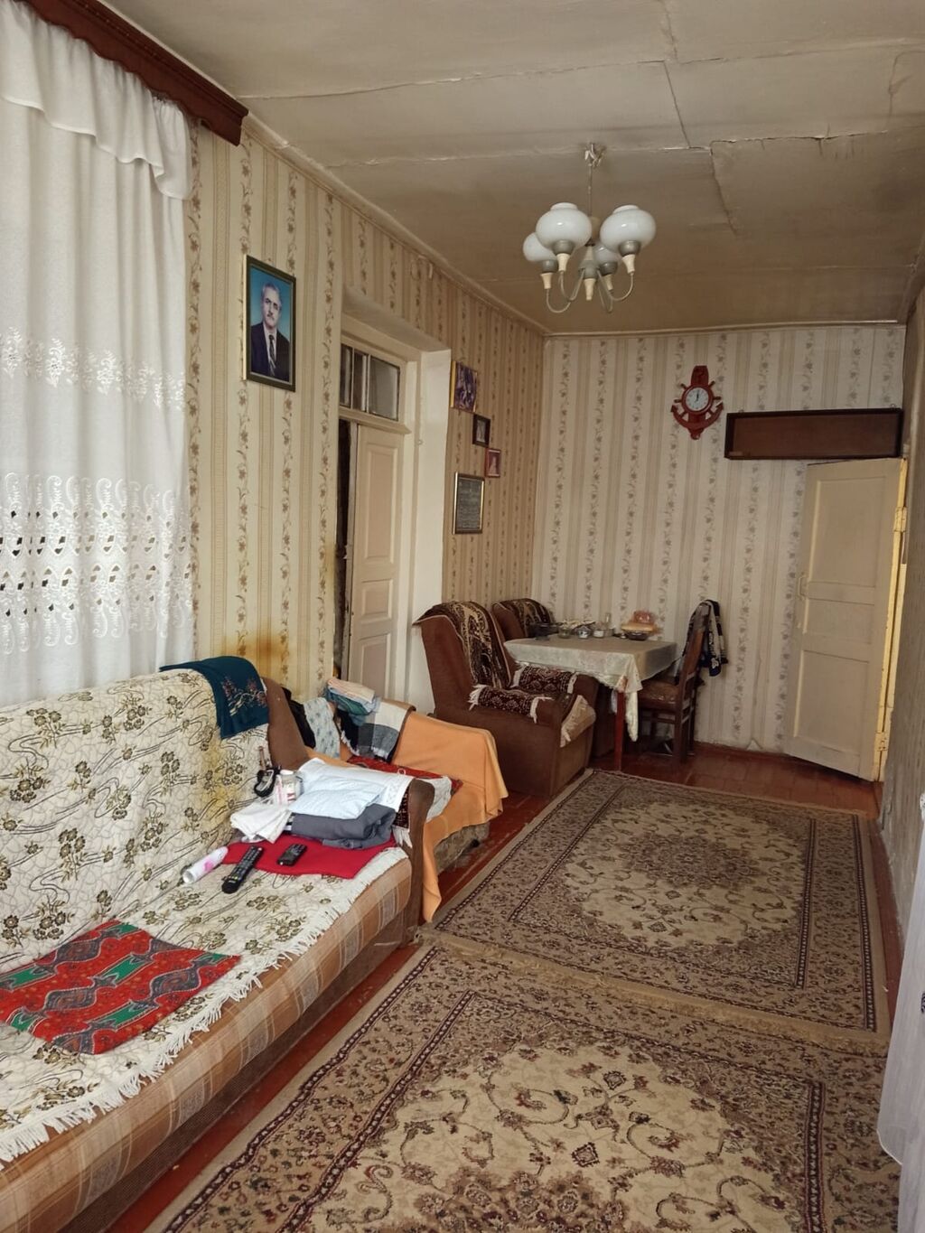 Bakıxanov qəs. 4 otaqlı, 110 kv. m, Kredit yoxdur, Təmirsiz