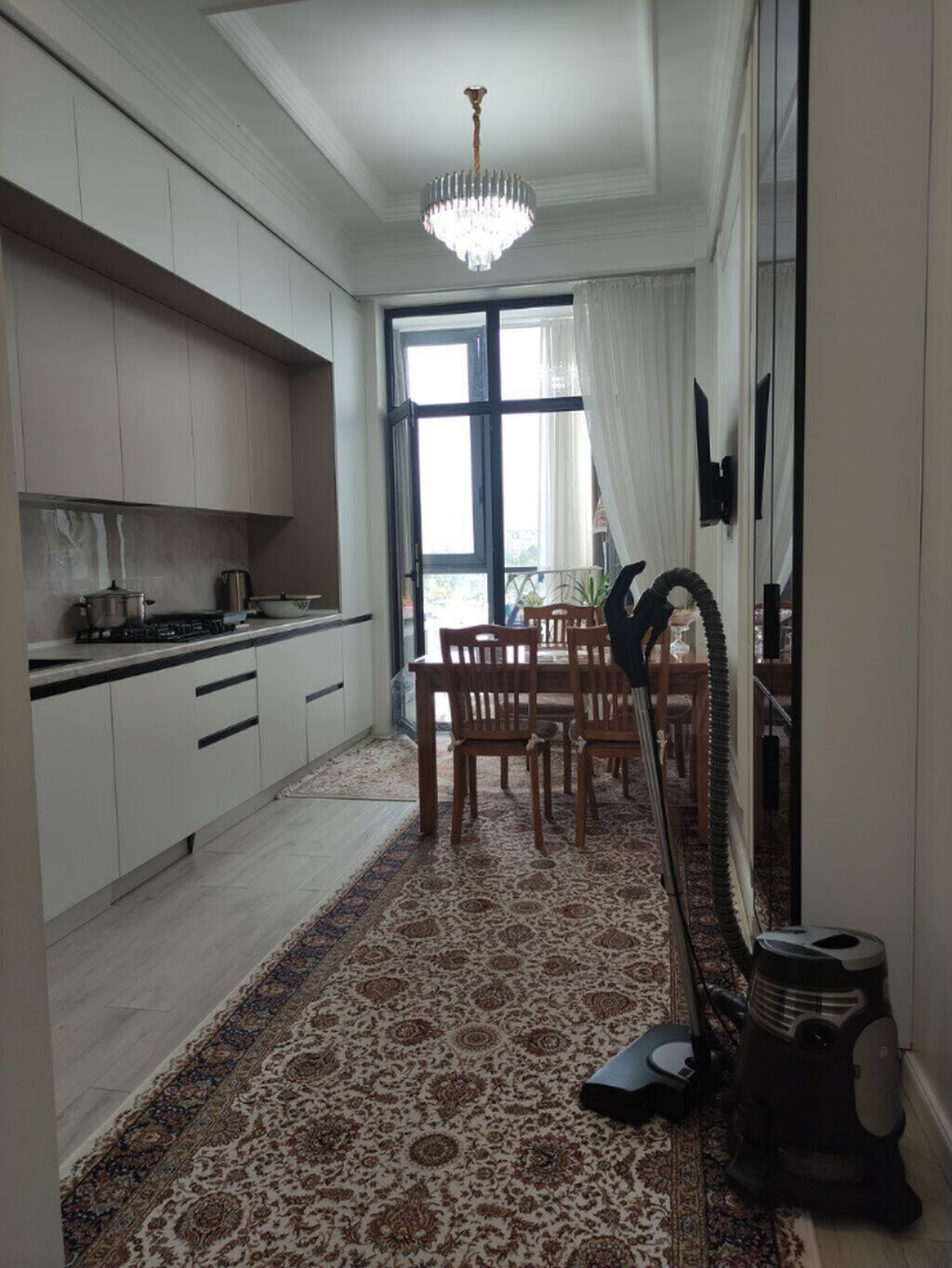 2 комнаты, 76 м², 7 мкр Элитка, 11 этаж, Дизайнерский ремонт: фото 2