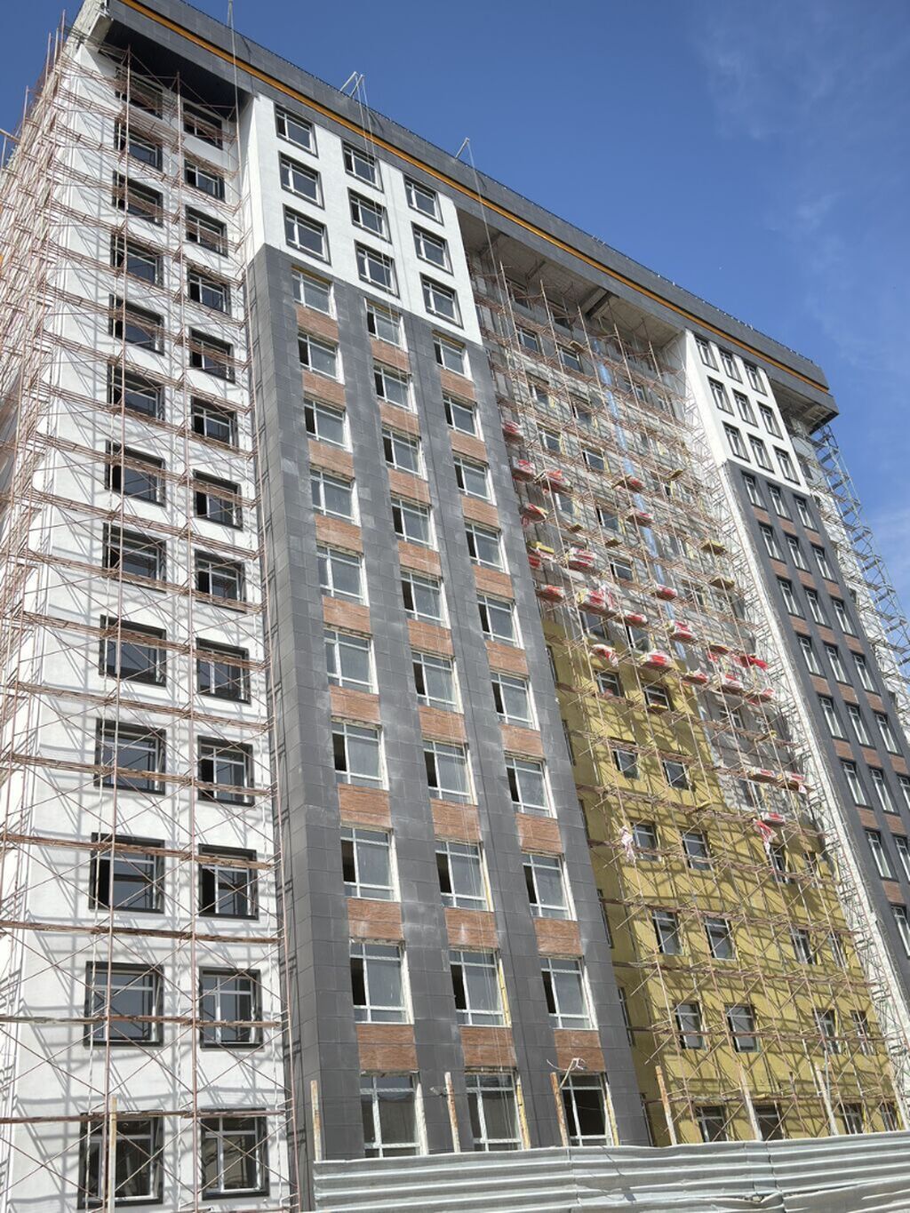 2 комнаты, 71 м², Асанбай мкр Элитка, 12 этаж, ПСО (под самоотделку): фото 1