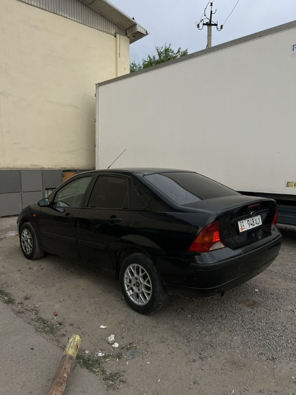 Ford Focus: 2002 г., 1.6 л, Автомат, Бензин, Седан: фото 3