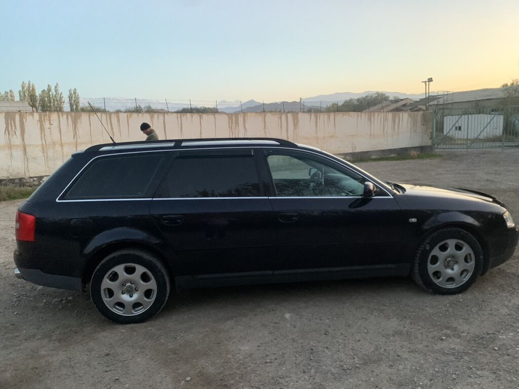 Audi A6: 2004 г., 2.4 л, Автомат, Газ, Универсал: фото 4