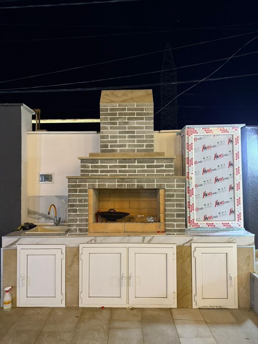 150 kv. m, 4 otaqlı, İnternet, Telefon, Qaz