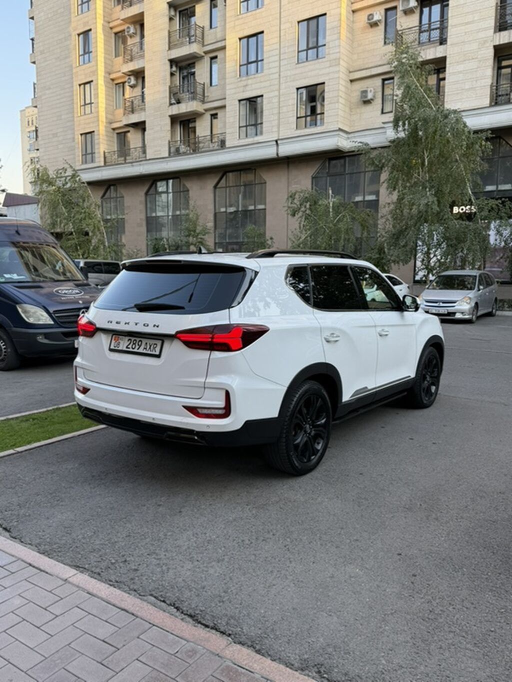 Ssangyong Rexton: 2023 г., 2.2 л, Автомат, Дизель, Внедорожник: фото 4