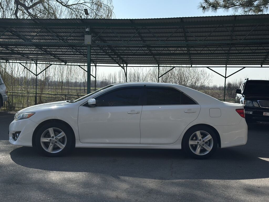 Toyota Camry: 2014 г., 2.5 л, Автомат, Бензин, Седан: фото 7