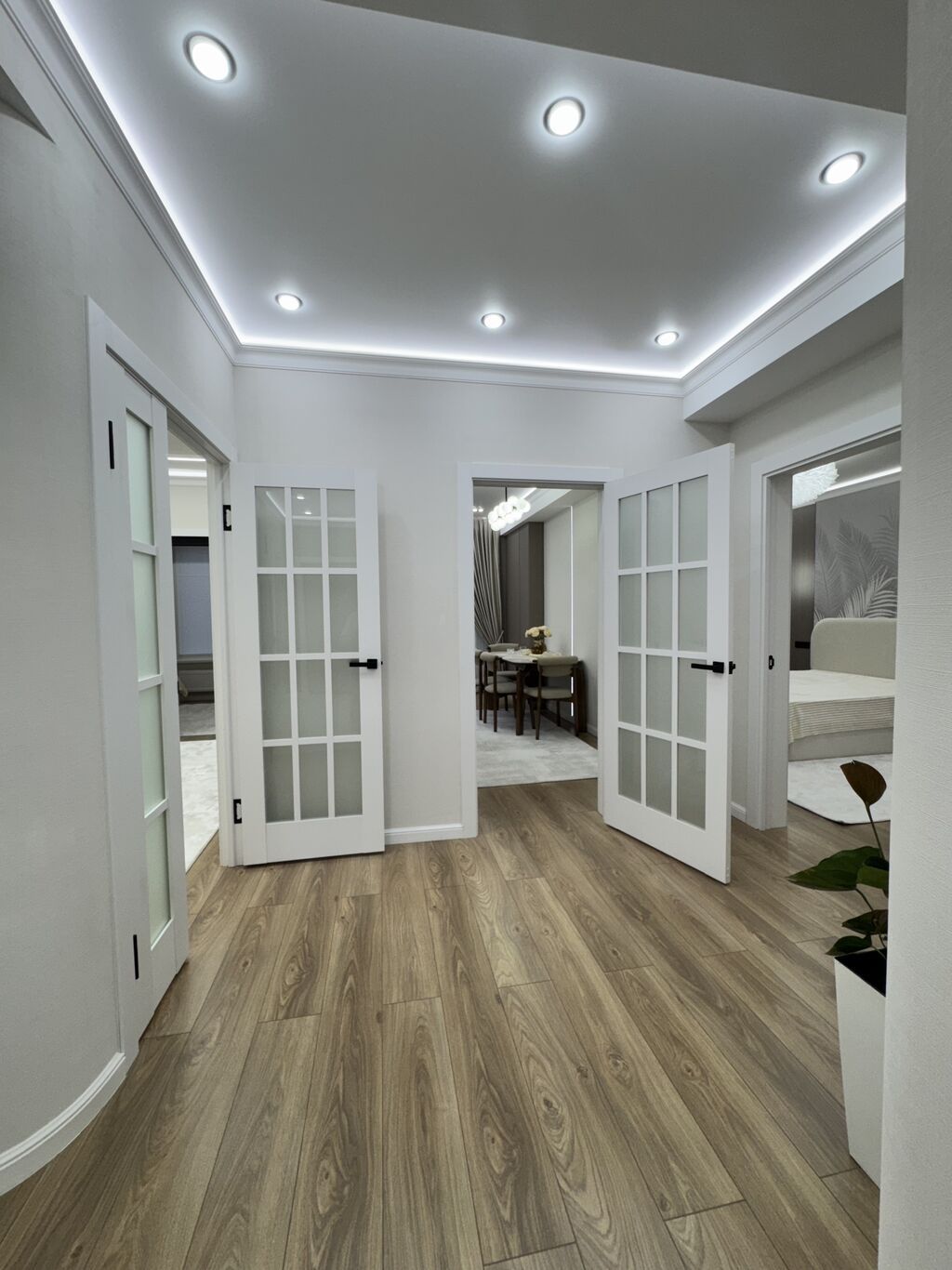 3 комнаты, 72 м², Кок-Жар мкр 10 этаж, Дизайнерский ремонт: фото 2