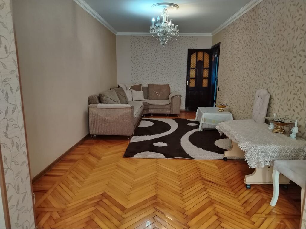8-ci kilometrdə 3 otaqlı köhnə tikili mənzil satılır, 80 m², 185 000 AZN, şəkil 2 / 12
