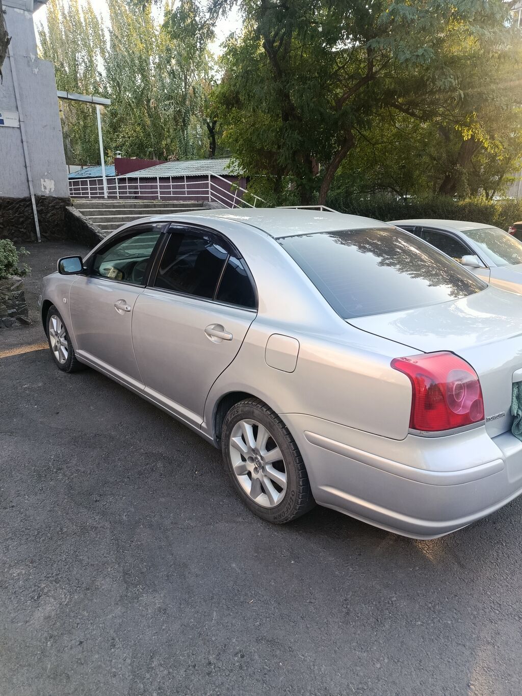 Toyota Avensis: 2003 г., 1.8 л, Автомат, Бензин, Седан: фото 5