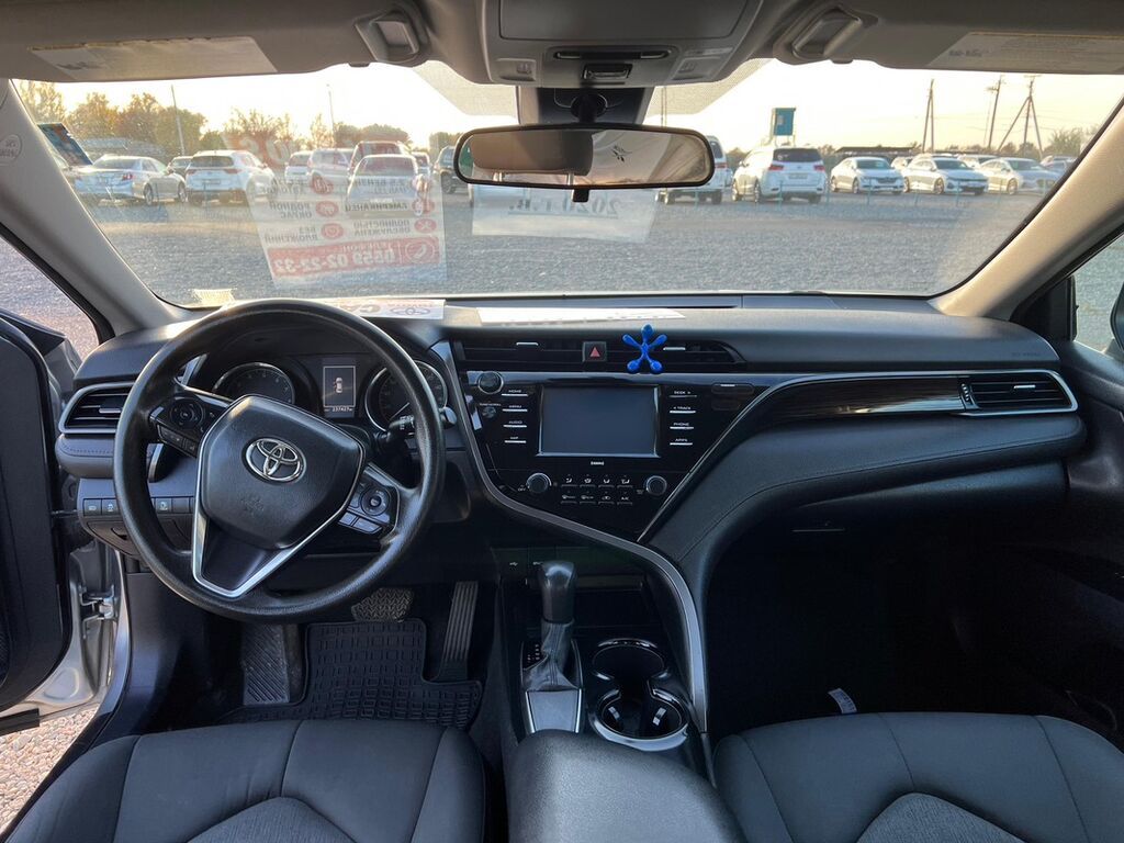 Toyota Camry: 2020 г., 2.5 л, Автомат, Бензин, Седан: фото 8