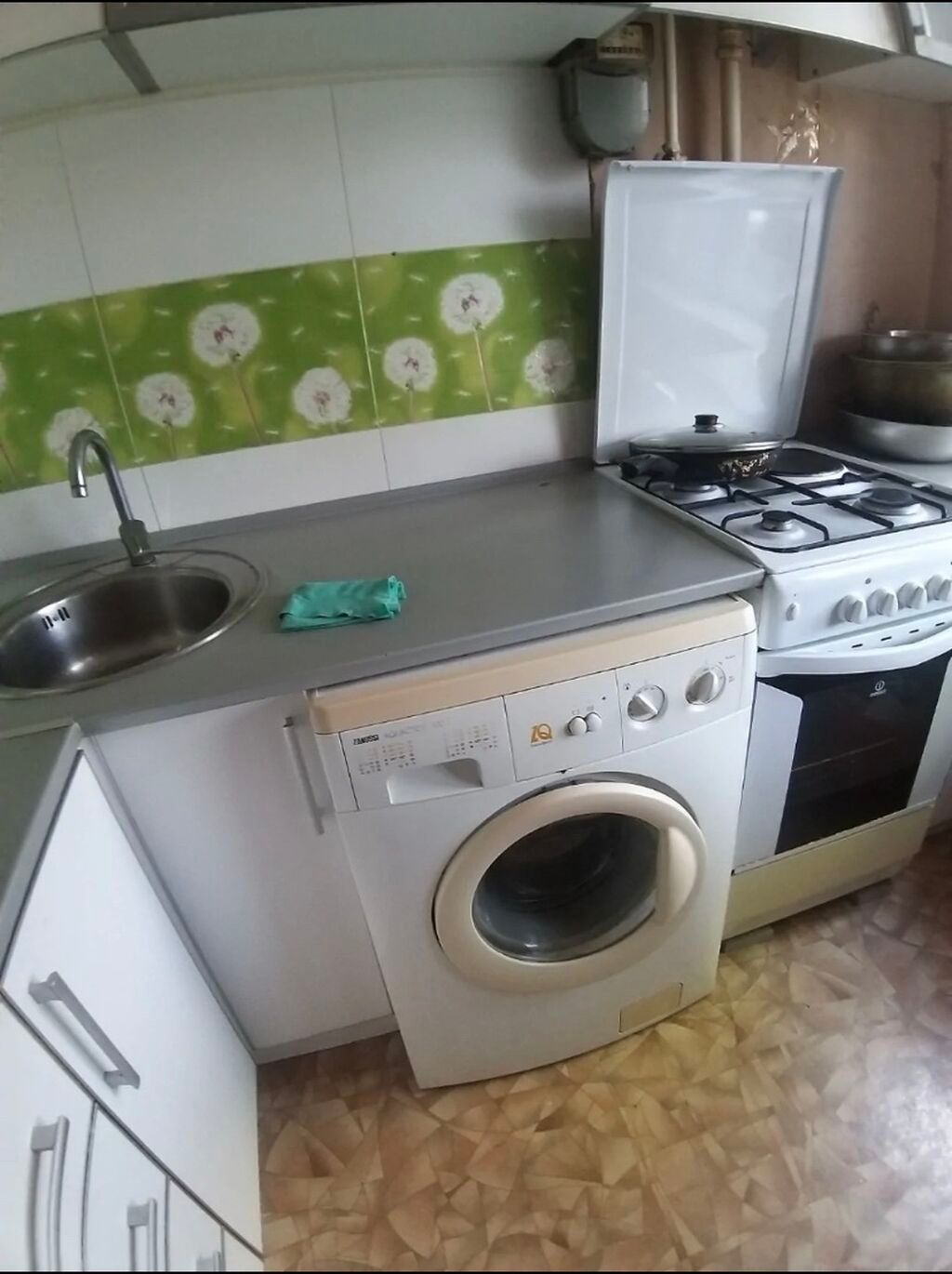 3 комнаты, Собственник, Без животных, от 6 месяцев, С мебелью полностью: фото 1