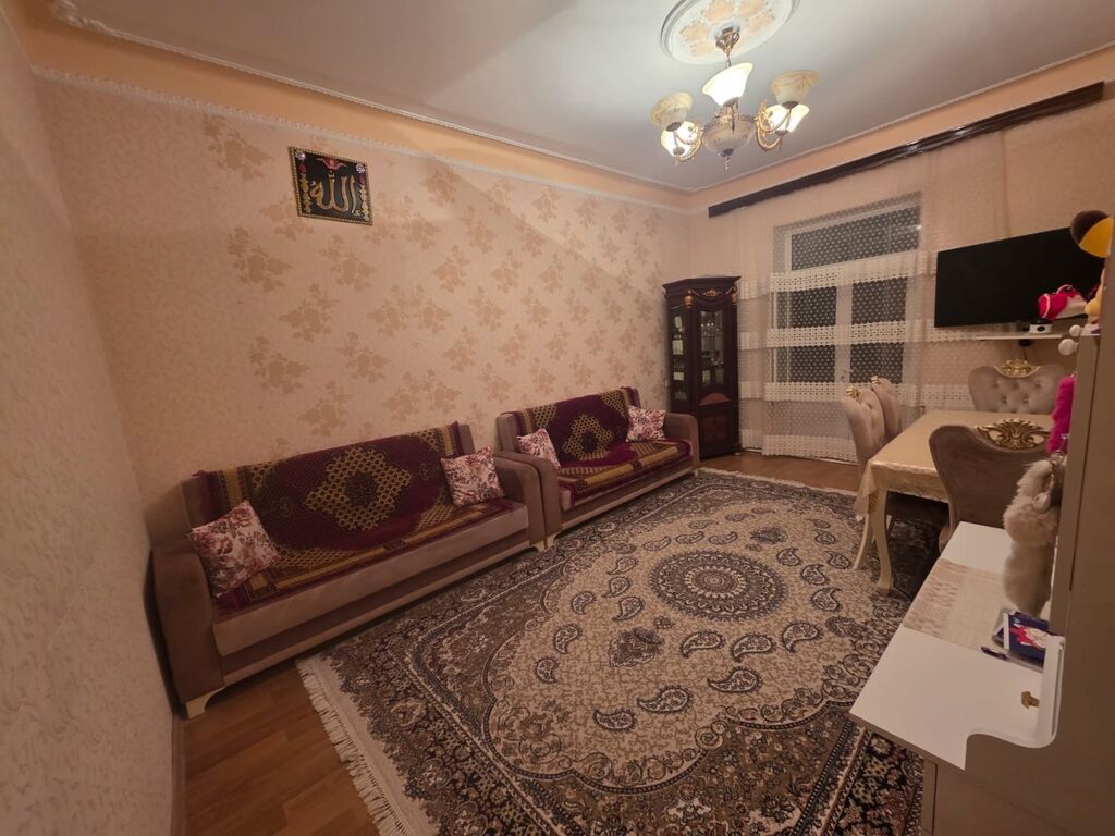 Sumqayıt, 3 otaqlı, Köhnə tikili, 76 kv. m