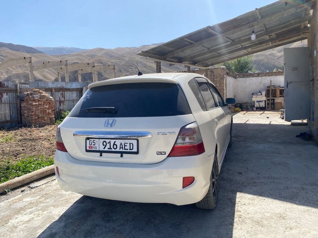 Honda Civic: 2003 г., 1.7 л, Вариатор, Бензин, Хэтчбэк: фото 3
