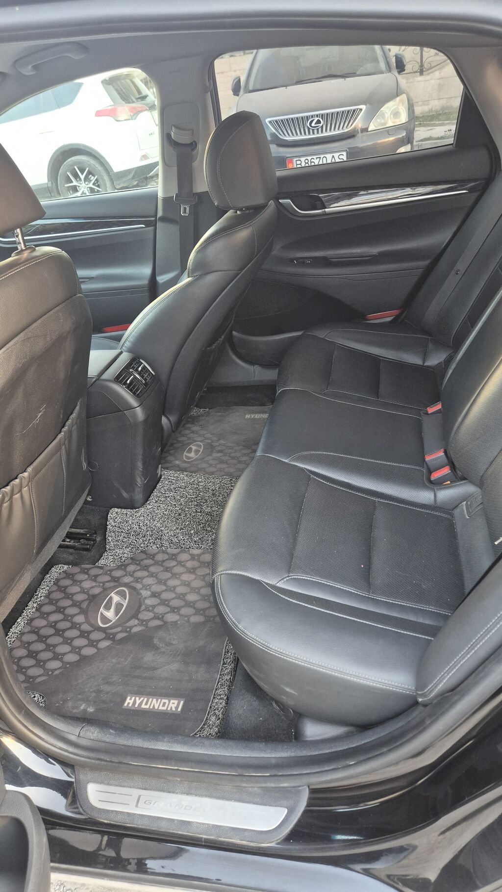 Hyundai Grandeur: 2019 г., 3 л, Автомат, Газ, Седан: фото 2