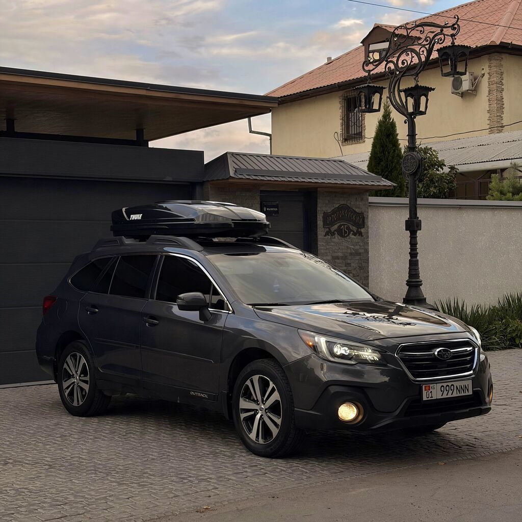 Subaru Outback: 2017 г., 2.5 л, Вариатор, Бензин, Универсал: фото 1