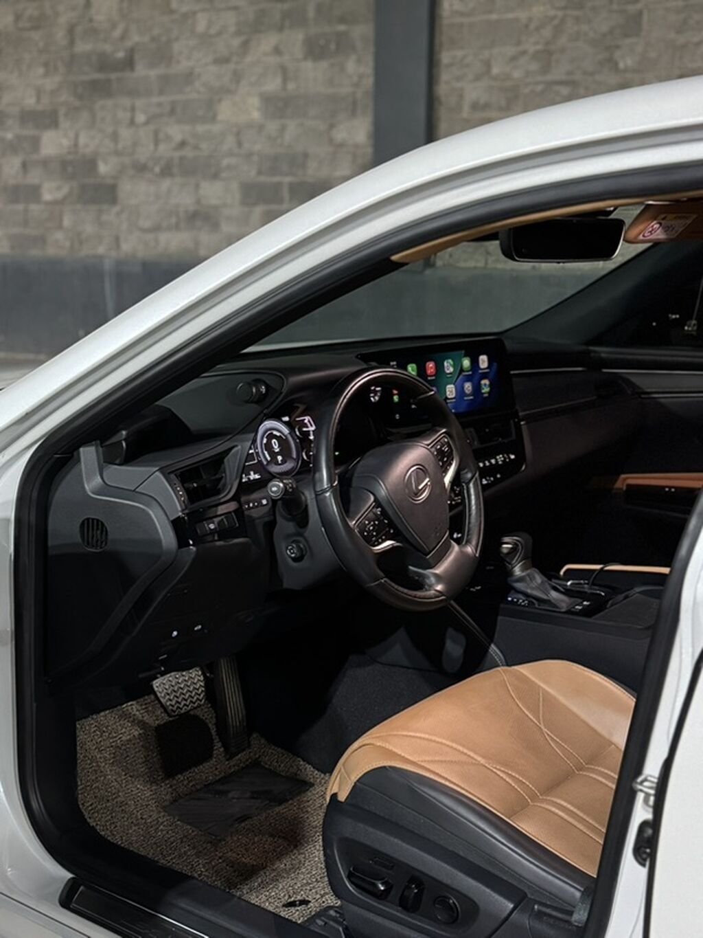 Lexus ES: 2022 г., 2.5 л, Автомат, Гибрид, Седан — фото 6