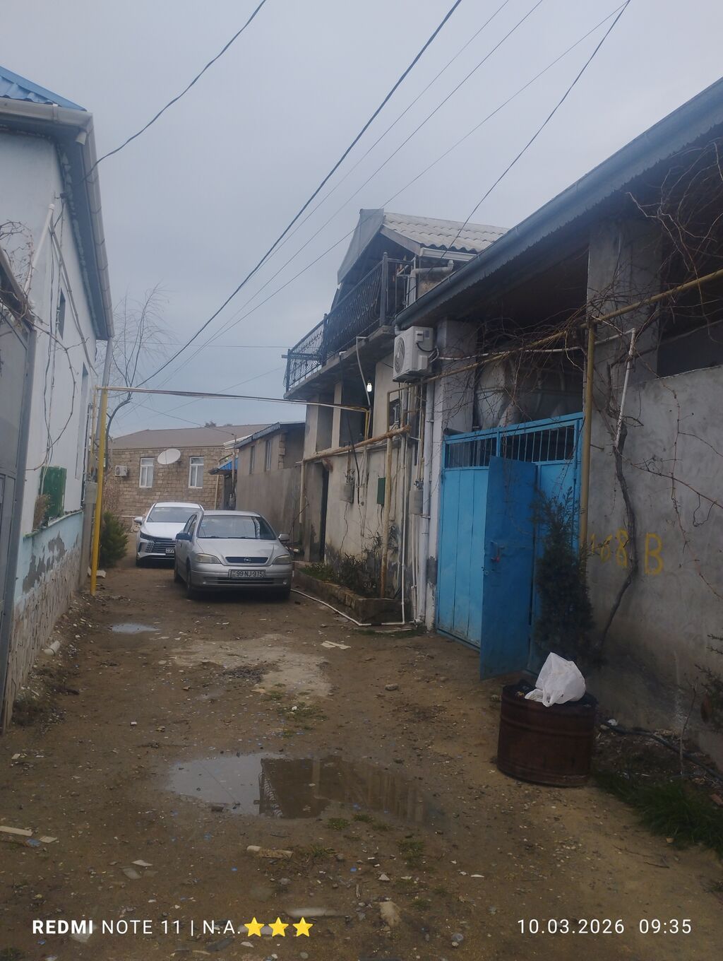 Həyət evi satılır 41-ci Maştağa küçəsi 26 ünvanında. 3 otaq +