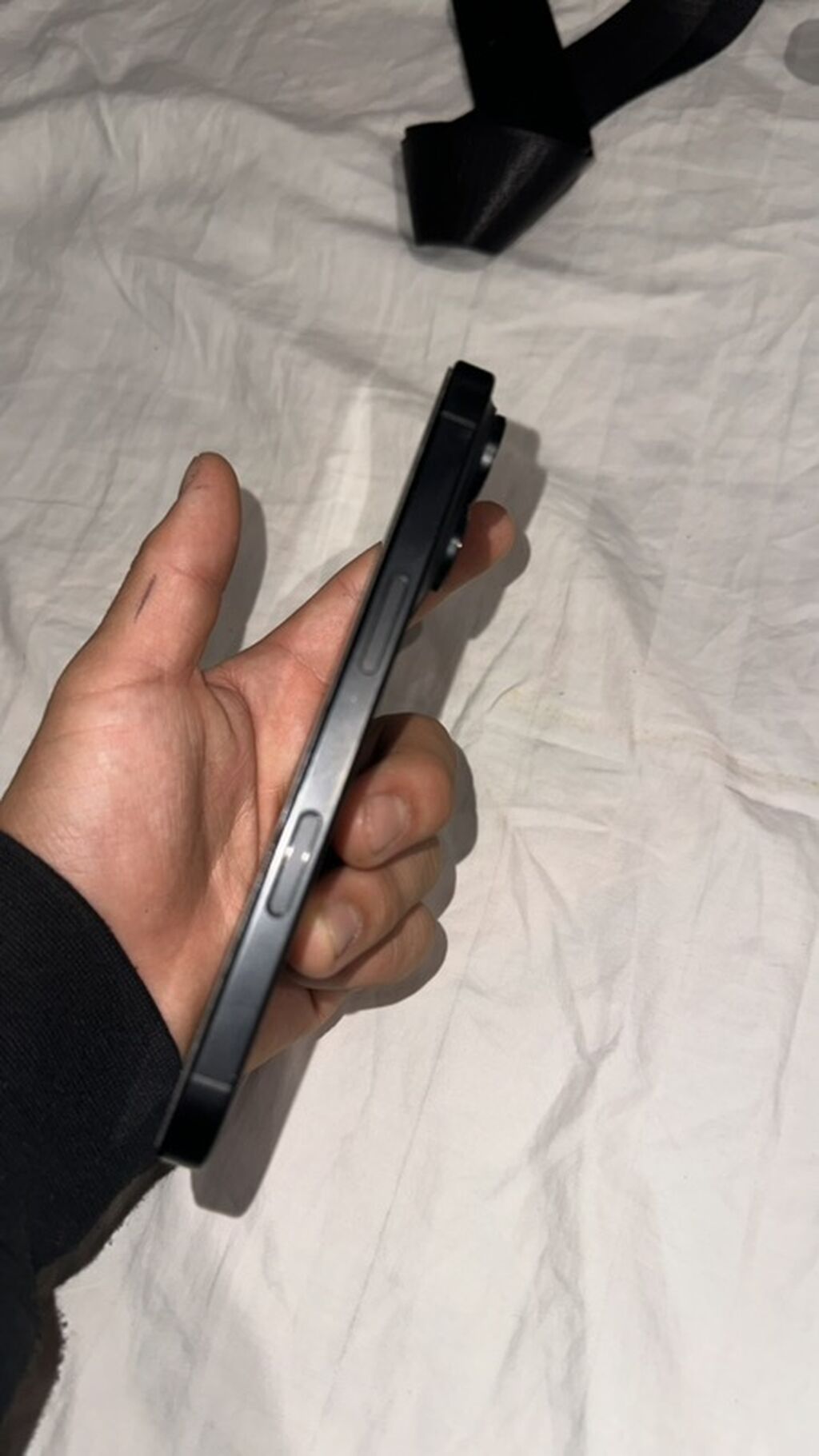 iPhone 16 Pro 256 ГБ, черный: фото 6
