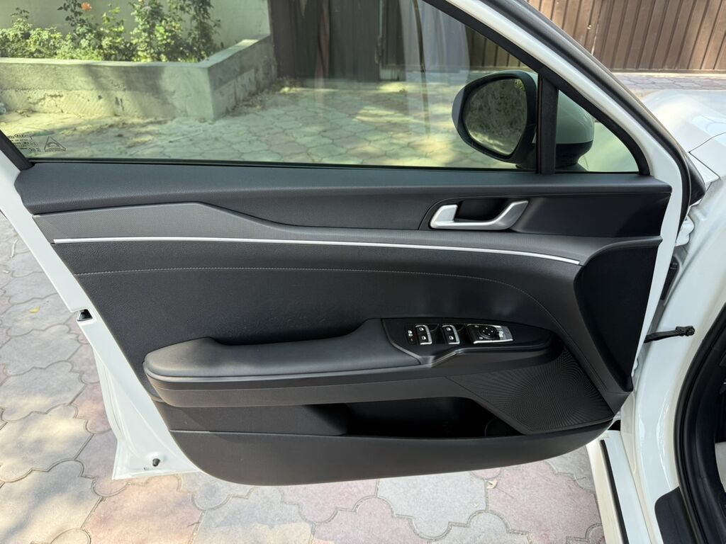 Kia K5: 2021 г., Седан: фото 4