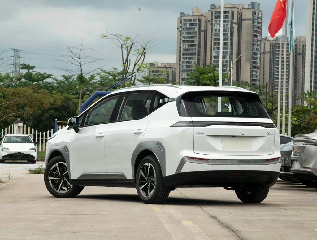 Microcar : 2026 г., Электромобиль, Кроссовер: фото 5