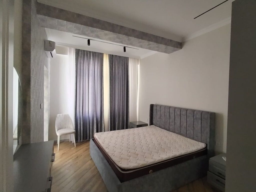 2-room new-build apartment for rent in Nərimanov, 86 m², 1 000 AZN/mo, photo 4 / 7